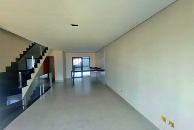 Sobrado à venda, 165 m², 3 quartos, 3 banheiros, 1 suíte — foto 3