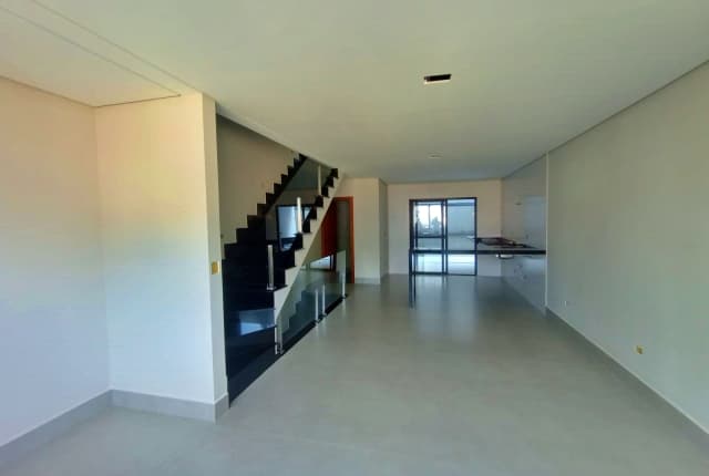 Sobrado à venda, 165 m², 3 quartos, 3 banheiros, 1 suíte — foto 2