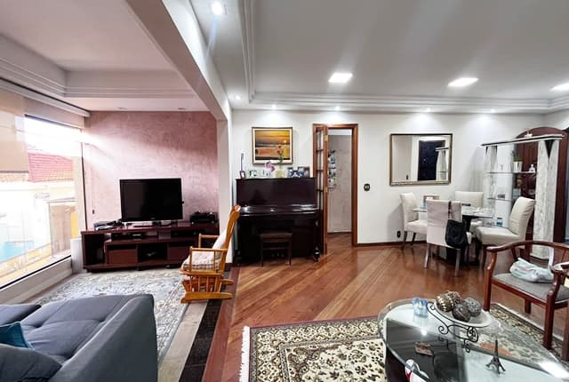 Sobrado à venda, 279 m², 3 quartos, 4 banheiros, 1 suíte — foto 3