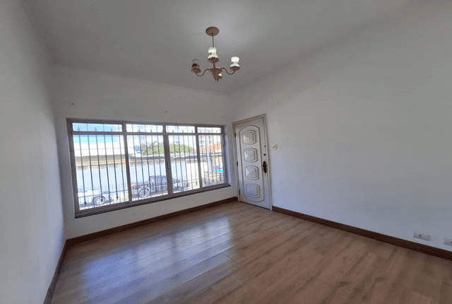 Casa à venda, 170 m², 2 quartos, 2 banheiros — foto 1