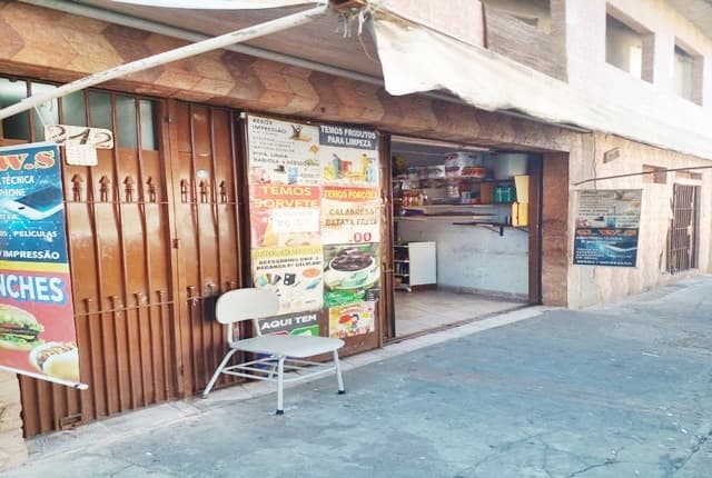 Casa à venda, 170 m², 6 quartos, 4 banheiros — foto 2
