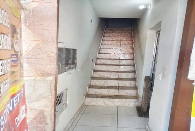 Casa à venda, 170 m², 6 quartos, 4 banheiros — foto 13