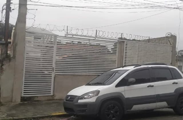 Galpão à venda, 394 m² — foto 1