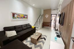 Sobrado à venda, 120 m², 3 quartos, 3 banheiros, 1 suíte