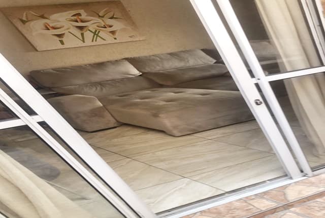 Sobrado à venda, 125 m², 4 quartos, 2 banheiros, 1 suíte — foto 4