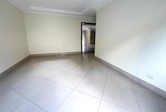Sobrado à venda, 450 m², 4 quartos, 8 banheiros, 4 suítes — foto 6