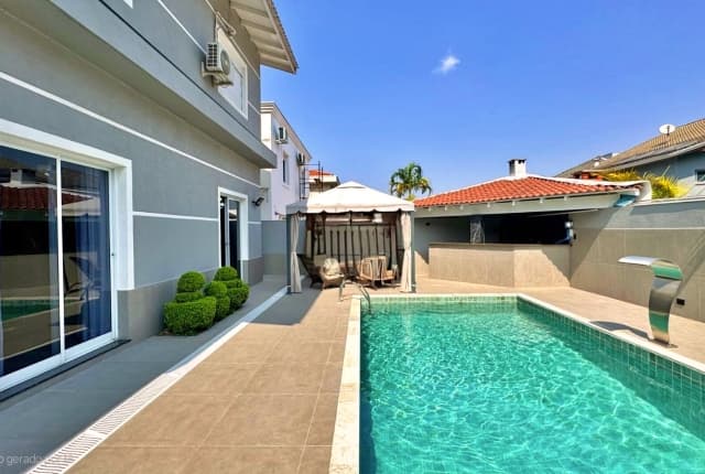 Sobrado à venda, 304 m², 4 quartos, 5 banheiros, 3 suítes — foto 14