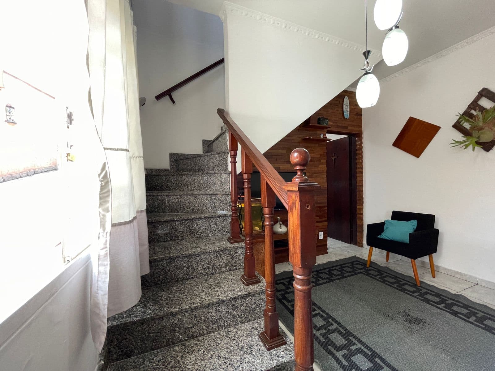 Casa à venda, 194 m², 4 quartos, 2 banheiros — foto 10