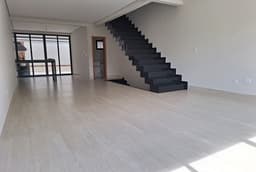Sobrado à venda, 210 m², 3 quartos, 4 banheiros, 3 suítes