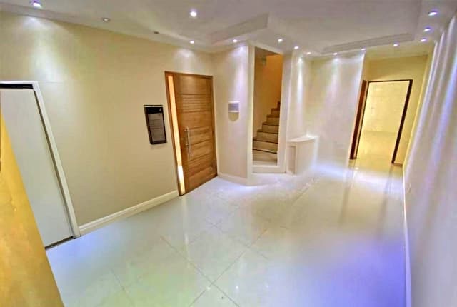 Sobrado à venda, 137 m², 3 quartos, 4 banheiros, 1 suíte — foto 1