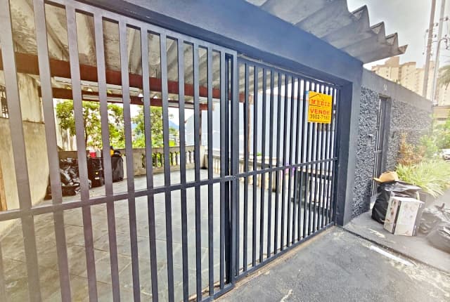 Terreno à venda, 275 m², 2 quartos, 2 banheiros — foto 1