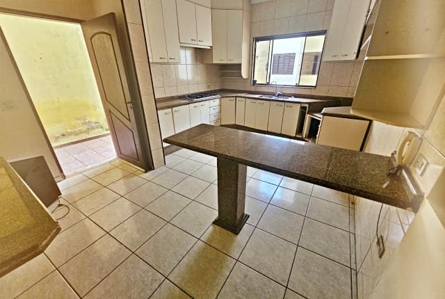 Casa à venda, 160 m², 4 quartos, 5 banheiros, 3 suítes — foto 7