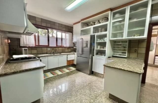 Sobrado à venda, 510 m², 4 quartos, 5 banheiros, 4 suítes — foto 10