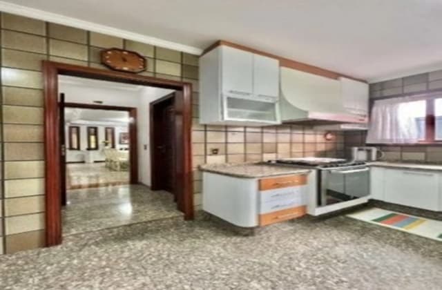 Sobrado à venda, 510 m², 4 quartos, 5 banheiros, 4 suítes — foto 9