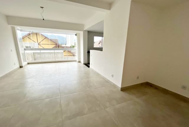 Apartamento à venda, 85 m², 2 quartos, 2 banheiros — foto 2