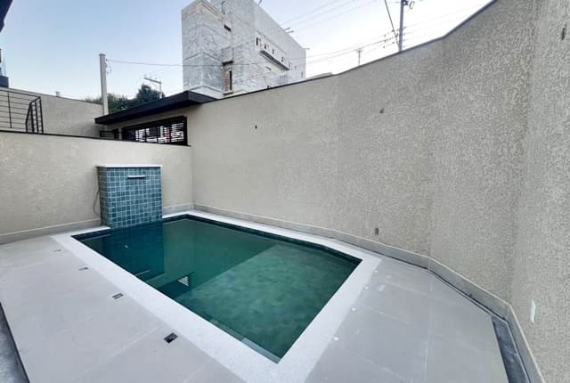 Sobrado à venda, 193 m², 3 quartos, 3 banheiros, 1 suíte — foto 1