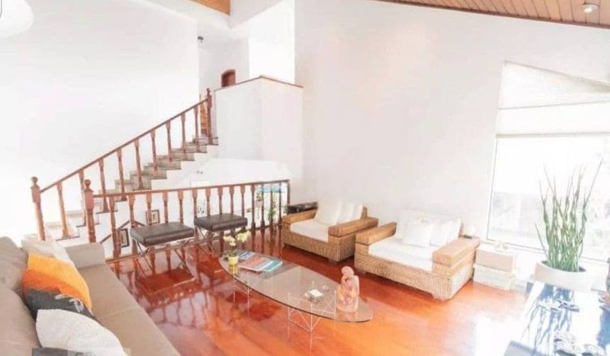 Sobrado à venda, 383 m², 3 quartos, 5 banheiros, 3 suítes — foto 8