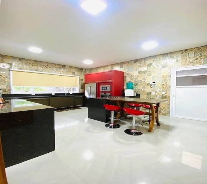 Sobrado à venda, 298 m², 3 quartos, 1 banheiro, 3 suítes — foto 8