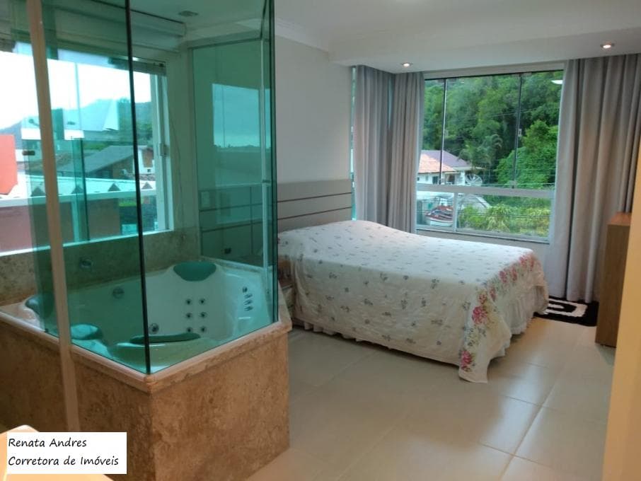 Apartamento - Aluguel - Bombinhas - SC - Canto Grande — foto 1