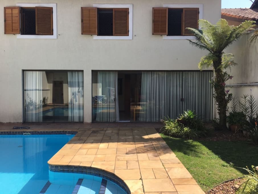 Casa em Condomínio - Venda - Cotia - SP - Granja Viana — foto 1