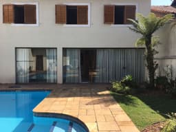 Casa em Condomínio - Venda - Cotia - SP - Granja Viana