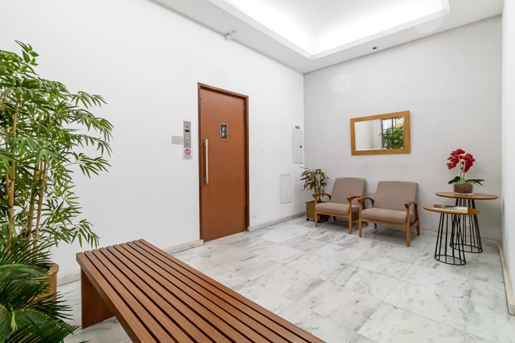 Apartamento - Venda - Rio de Janeiro - RJ - Laranjeiras — foto 1