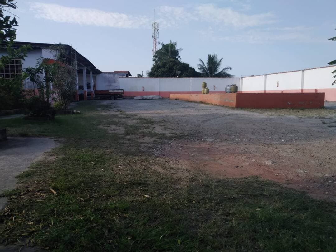Área Comercial  com Galpão e toda murada - Localização estratégica — foto 4
