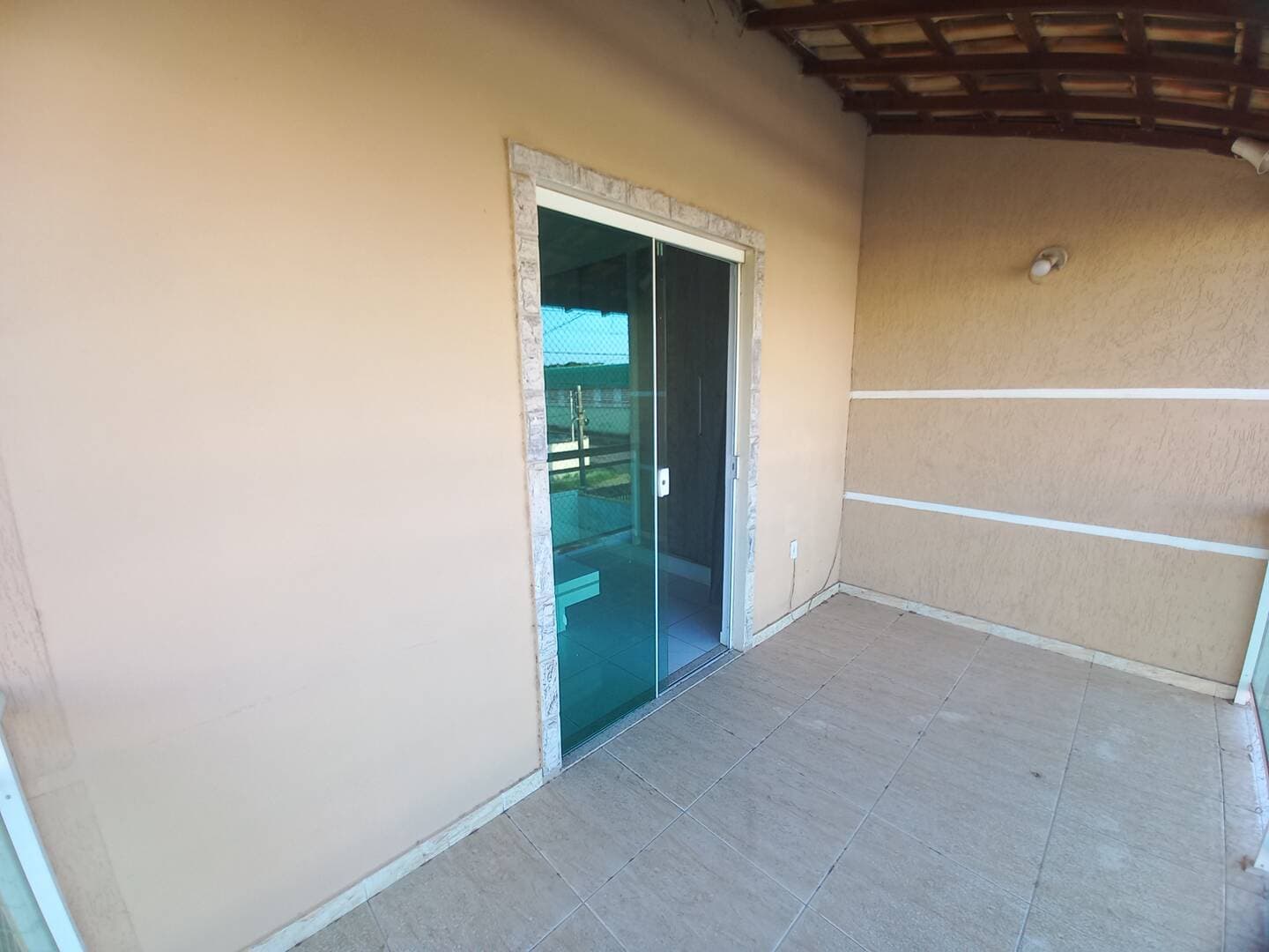 Ótimo Duplex Com 3 Quartos, Planejados, Quintal e Próximo A Pista — foto 14