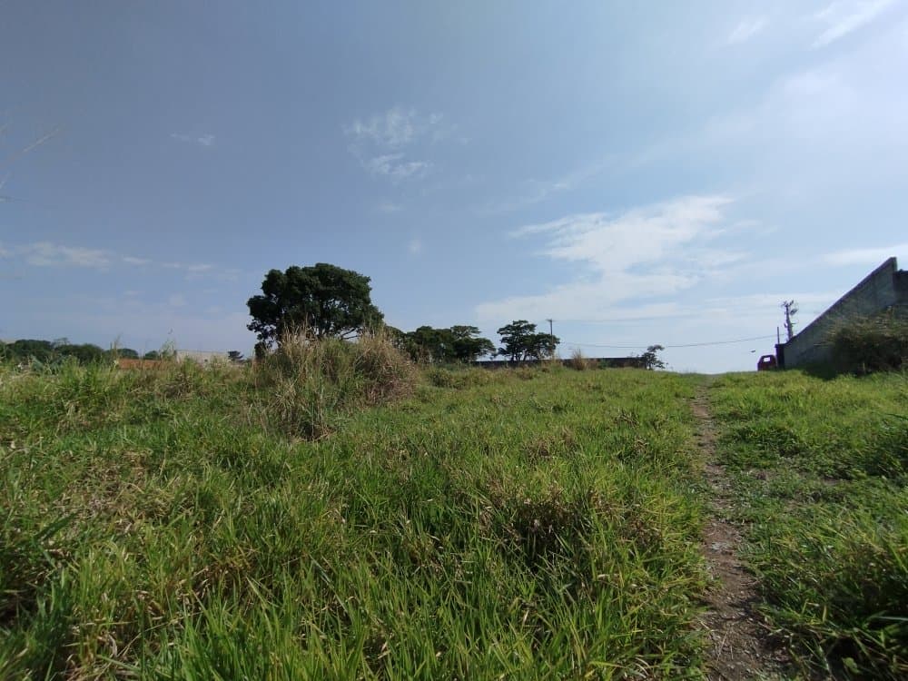 Área - Pindamonhangaba, SP no bairro / — foto 1