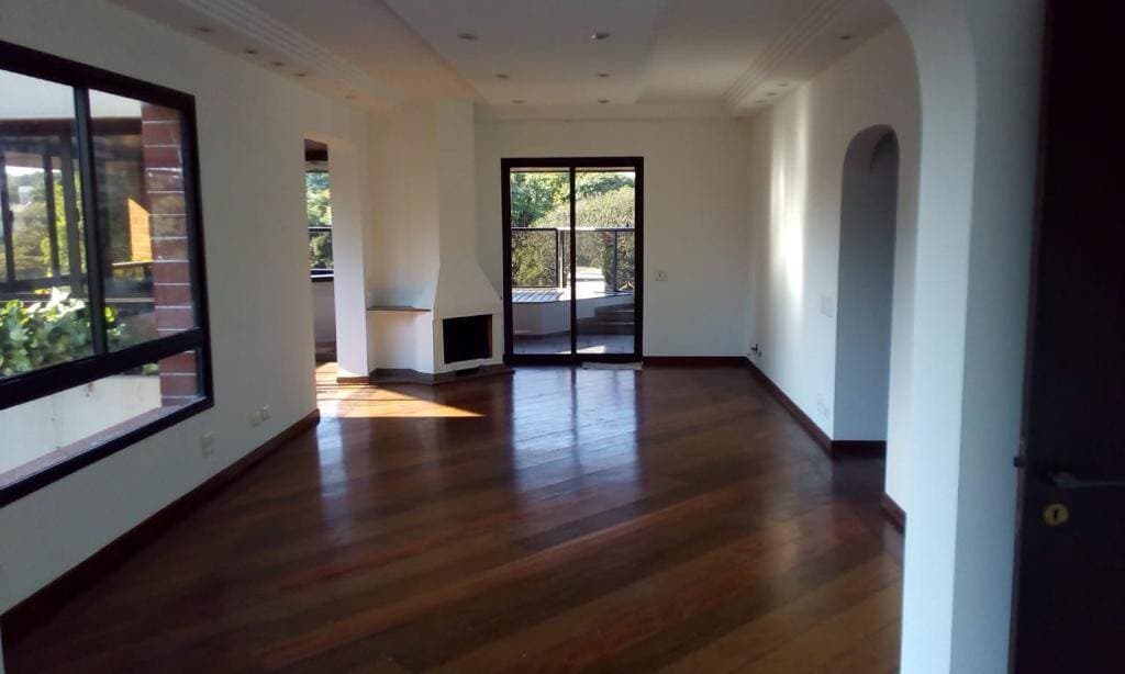 VENDE-SE OU ALUGA-SE APARTAMENTO EM MOEMA COM 238m2 DE ÁRE ÚTIL — foto 3