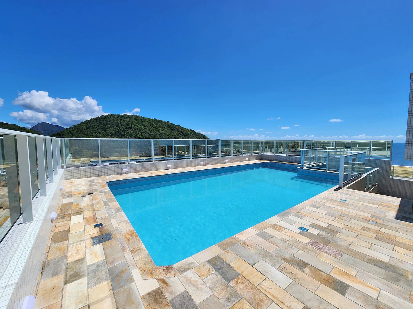 APARTAMENTO 202 - EDIFÍCIO BORA BORA — foto 3