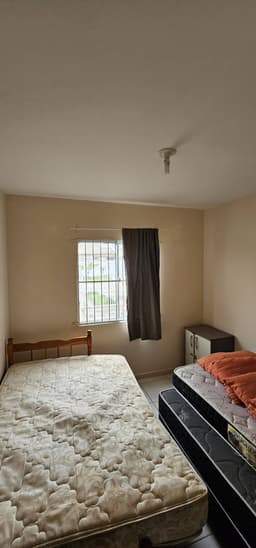 Apartamento Térreo para Locação Mensal – Conforto e Praticidade no Litoral