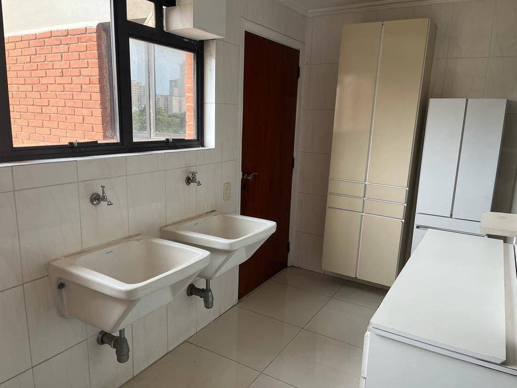 Belissimo  Apartamento 3 dormitórios  no Centro  de Alphavil — foto 14