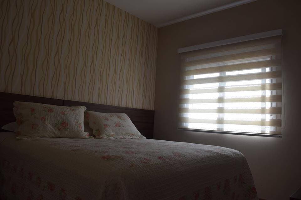 Linda casa no Tarumã com 04 dormitórios- sendo 02 suítes. — foto 13