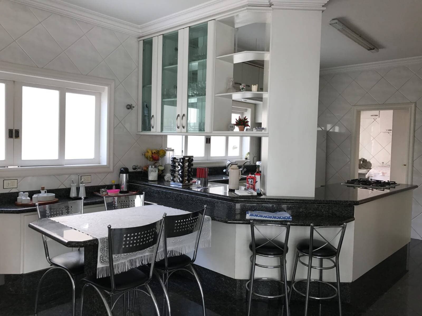 Casa com 5 suítes no condomínio Alphaville Residencial Zero — foto 9
