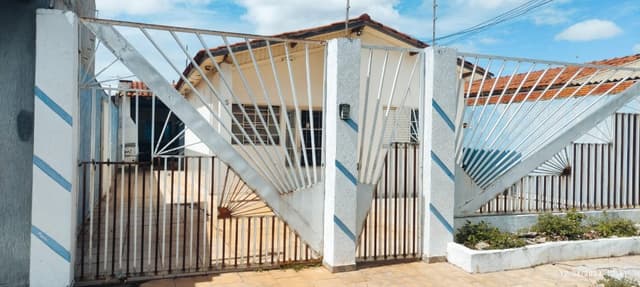 Casa - Várzea Grande, MT no bairro Residencial Alice Gonçalves