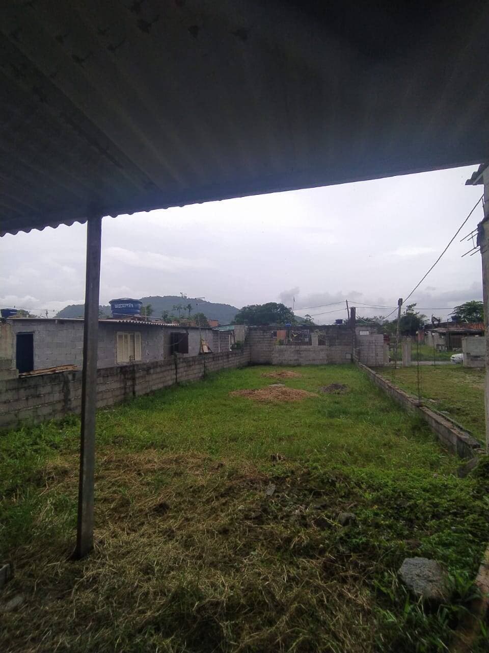 CASA 2 DORMITÓRIOS 1 SUÍTE LADO PISTA REPASSE PARCELAMENTO DIRETO MONGAGUÁ — foto 4