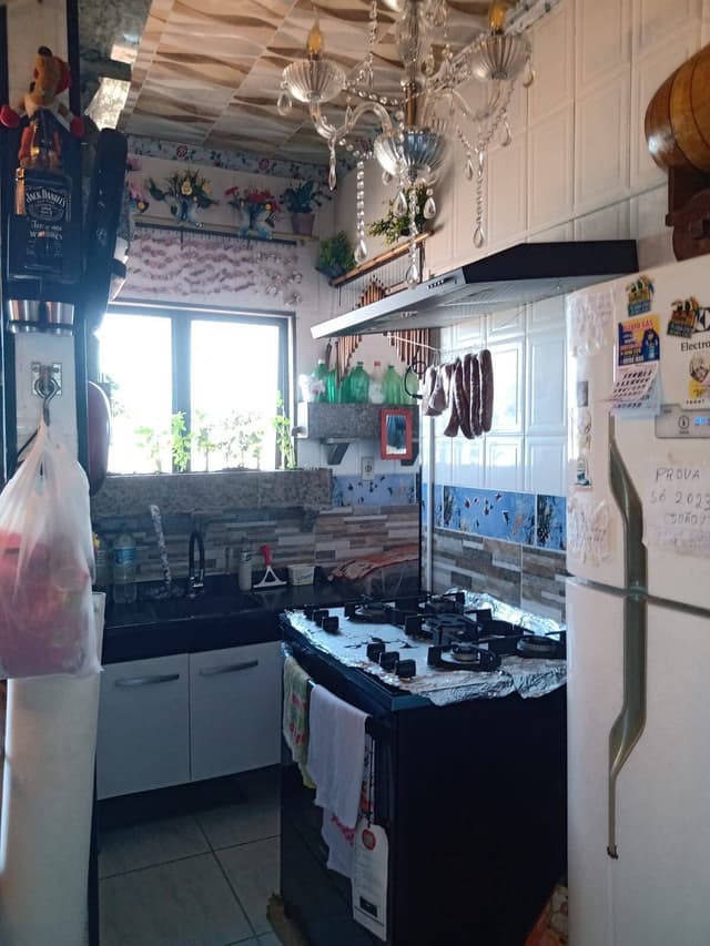 APARTAMENTO 2 DORMITÓRIOS 1 SUÍTE LADO PRAIA À VISTA MONGAGUÁ