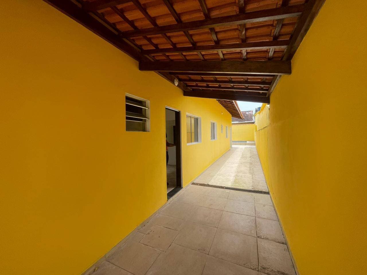 CASA NOVA 2 DORMITÓRIOS SUÍTE PISCINA FINANCIAMENTO BANCÁRIO MONGAGUÁ — foto 2