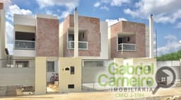 Duplex no SIM, próximos á avenida Noide Cerqueira
