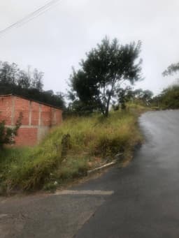 TERRENO- JARDIM MIRANTE - PLANO C/TERREPLANAGEM