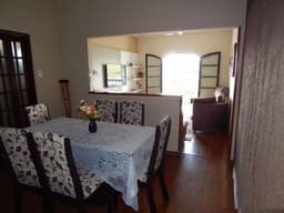 CASA VILA APRAZÍVEL JACAREÍ SP barato de mais!!!