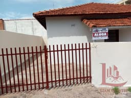 Casa - Aluguel - TAQUARITINGA - SP - VILA SARGI